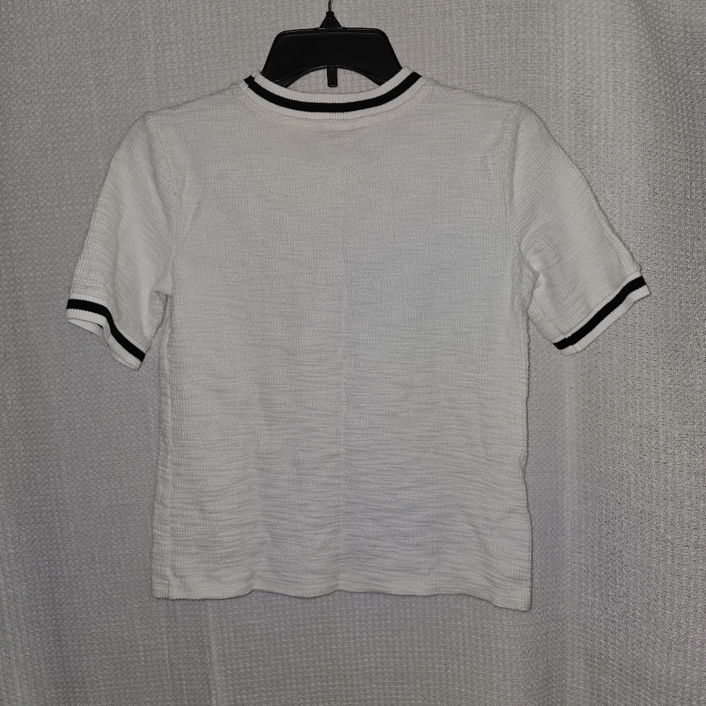 Ann Taylor Sz. XS White Textured Short Sleeve Top with Black Trim Preppy Casual - Picture 3 of 12